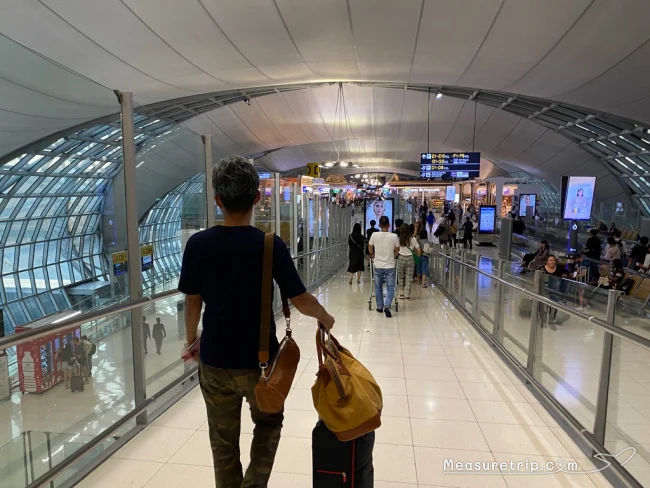 [台湾とタイを巡るマリオット・ボンヴォイ旅行記89] スワンナプーム国際空港にはとんでもない人の数