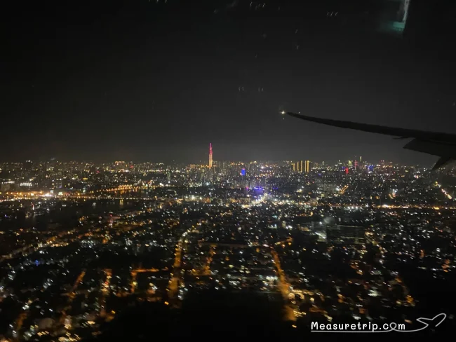 [台湾とタイを巡るマリオット・ボンヴォイ旅行記92] ベトナム航空は短時間のフライトでも軽食が出てきた！