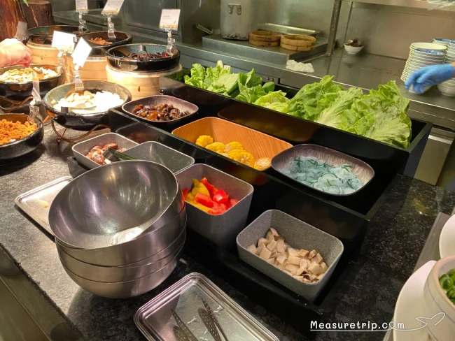 【シェラトングランド台北ホテル】メインレストランでの朝食ビュッフェ / バイキング