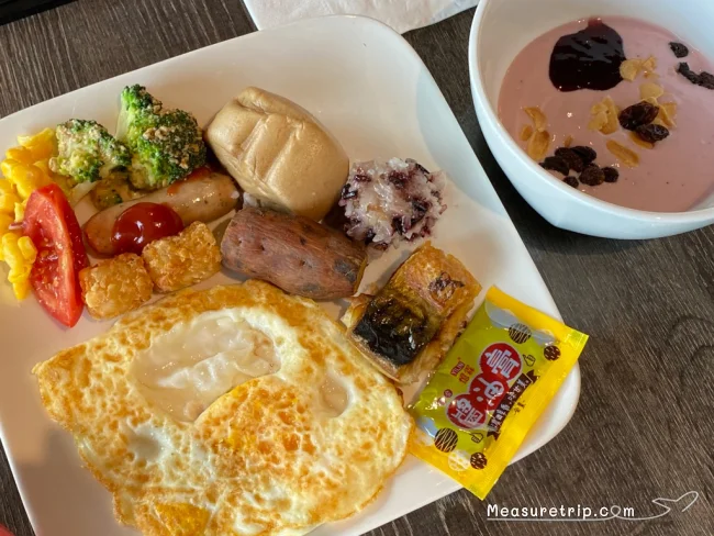 【シェラトングランド台北ホテル】メインレストランでの朝食ビュッフェ / バイキング