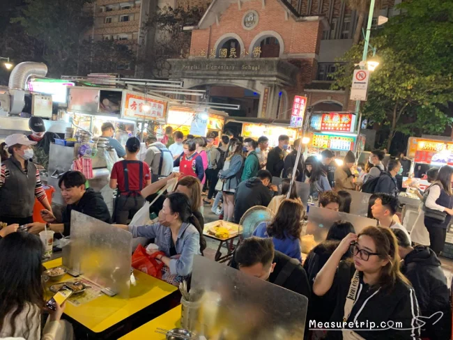 【台湾・台北 おすすめ夜市】グルメの人気夜市「寧夏夜市（ニンシャー・イエシー）」の楽しみ方と注意点！【ミシュラン ビブグルマン】