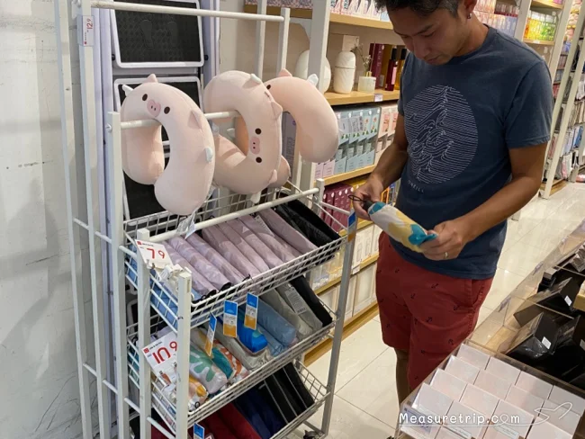 【シンガポール お土産】オーチャードでお得にお土産買うなら「激安価格のラッキープラザ」はマスト！【シンガポール ショッピングモール】