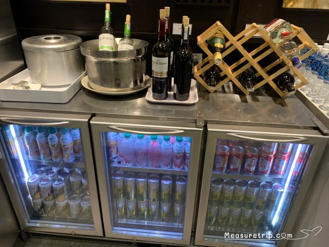 ベトナム航空 ビジネスクラスラウンジ - LOTUS LOUNGE（ロータスラウンジ）@タンソンニャット国際空港