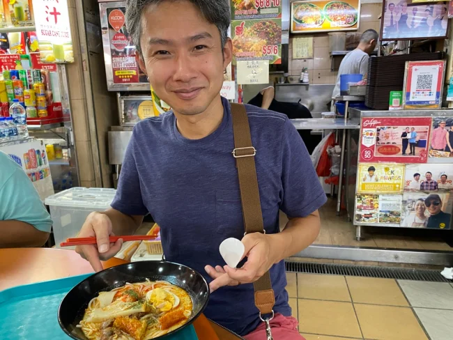ミシュランも認めたシンガポールのチキンライス店「天天海南鶏飯」って本当に美味しいの？【シンガポールのおすすめホーカー】