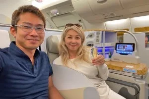エミレーツ航空 A380 ビジネスクラス ドバイ⇔大阪 / 搭乗記【エミレーツ 機内食】