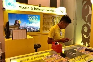 クアラルンプール国際空港 ガイド / KLIA2 夜中でも買えるプリペイドSIM