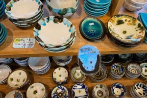 [Okinawa Yachimun cheap] How to buy Okinawa Yachimun-style plates cheaply online [Okinawa tableware souvenirs mail order]