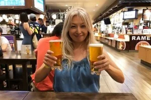 [マリオット・プラチナチャレンジ物語95] アラモアナショッピングセンターで1ドルビールを飲む♪