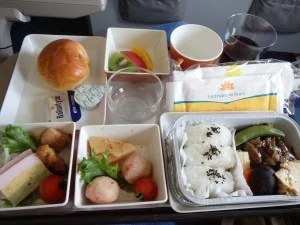 1日目・VN321の機内食(関空-ホーチミン)