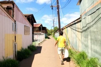 [ハワイ最後の楽園「モロカイ島」旅行記46] カネミツベーカリーの裏口ってどこにあるの？