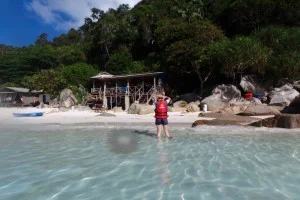 [マレーシアの秘境離島・レダン島GW旅行記44] 焼きビーフンの朝食。でもビーフンって糖質・カロリーが高いの知ってた？