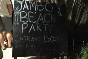 ザンジバルのPAJEの週末ビーチパーティー「Jumbo」