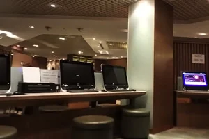 Break at Thai Air Lounge / STORY 12 - Gold Coast Trip in May 2016