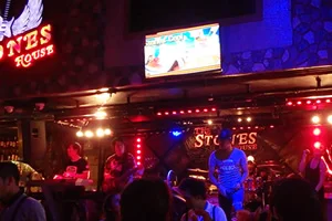 Having fun in Walking Street Pattaya 1/2 / STORY 19 - Cheap Pattaya Trip in Jul 2016