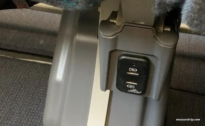 [マカオ航空] エコノミークラス A320 ガイド