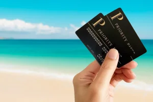 The best credit card with free Priority Pass for your family !